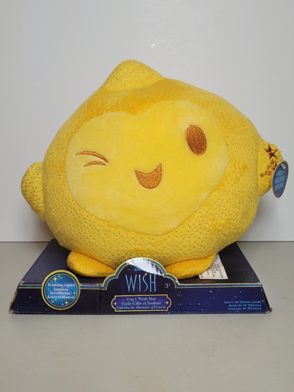 Disney Wish Hug Wish Star Plush Light Up Twinkling Glowing 10 Inch Just Play Toy